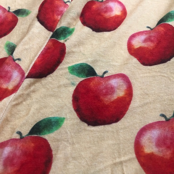 SOLD: *UPDATE* Women’s Posh Peanut Luxe Pajamas - Picture 3 of 6